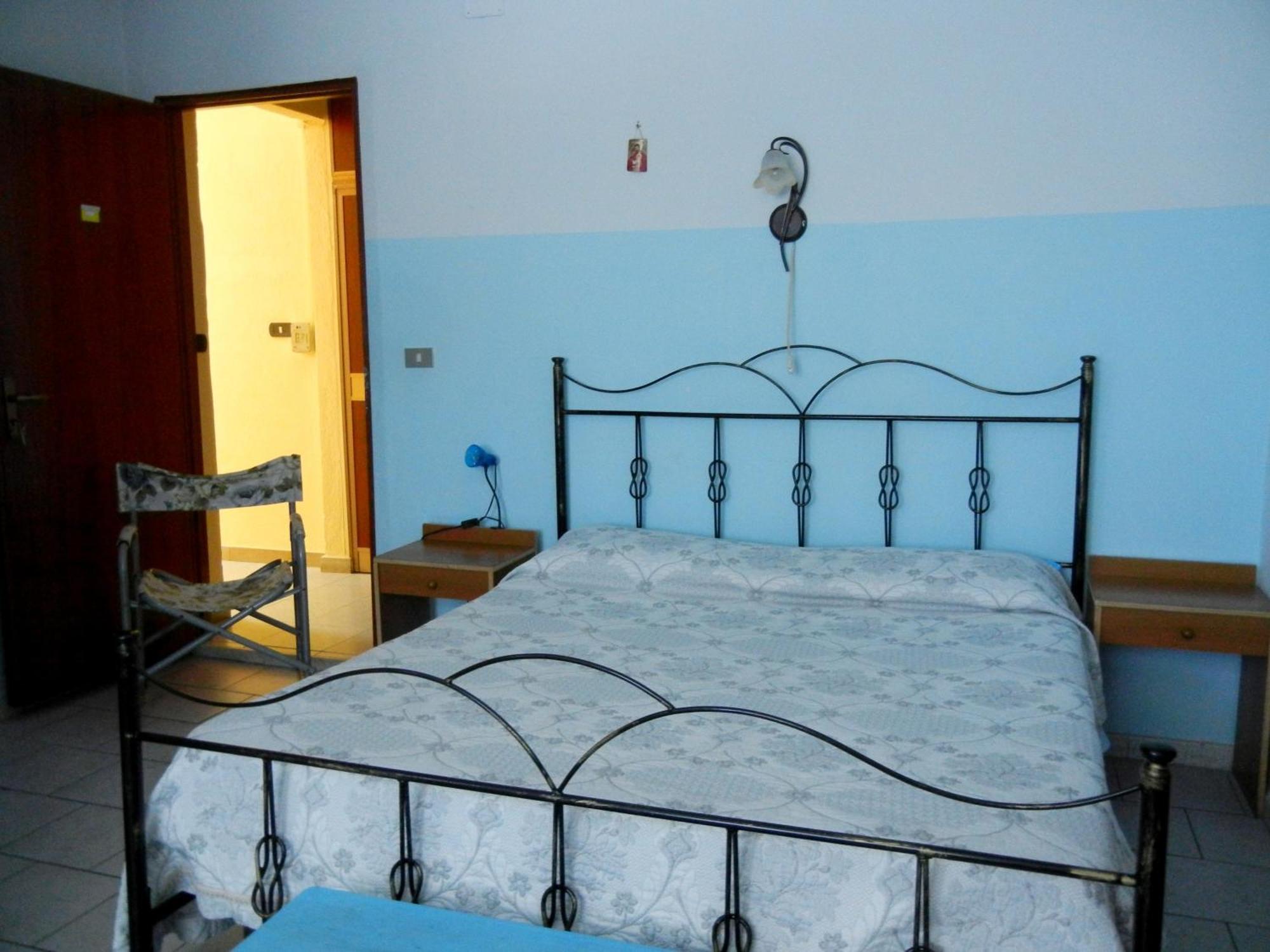 B&B La Pineta Reggio di Calabria Dış mekan fotoğraf